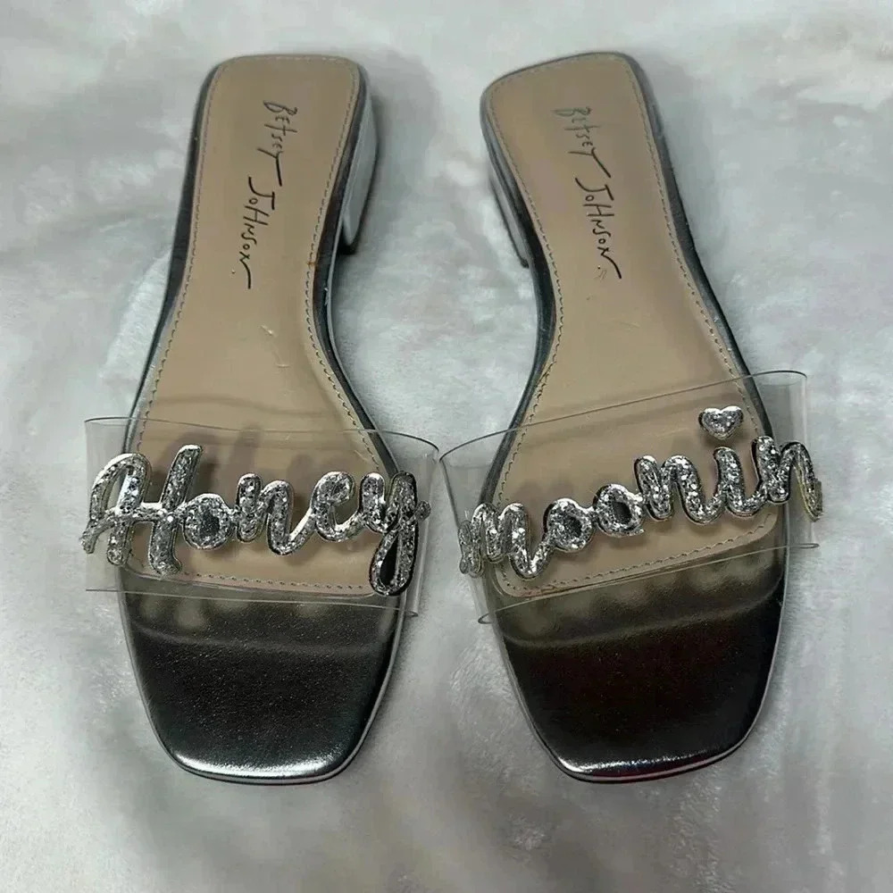 NEW Betsy Johnson “HONEY MOONIN” Slides